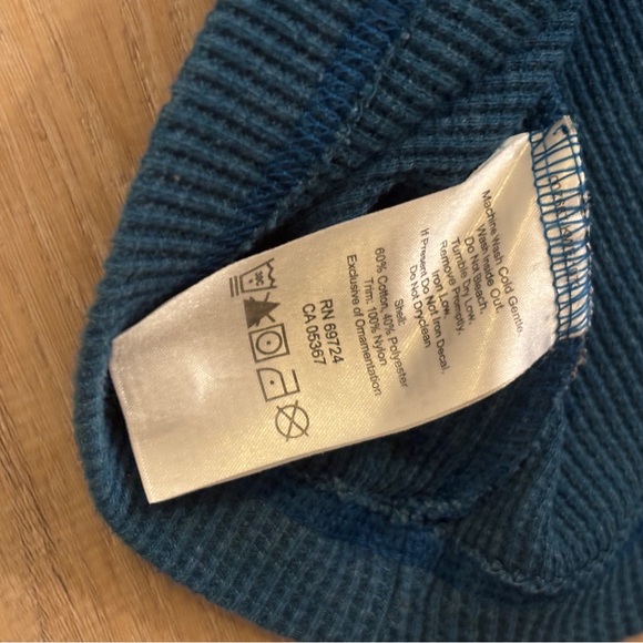 Mountain Hardwear Men's Teal Long Sleeve Henley - Picture 6 of 6